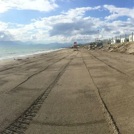 Lido Di Salerno *