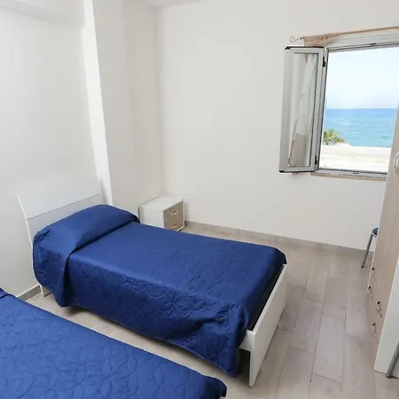 Campsite Lido Di Salerno *